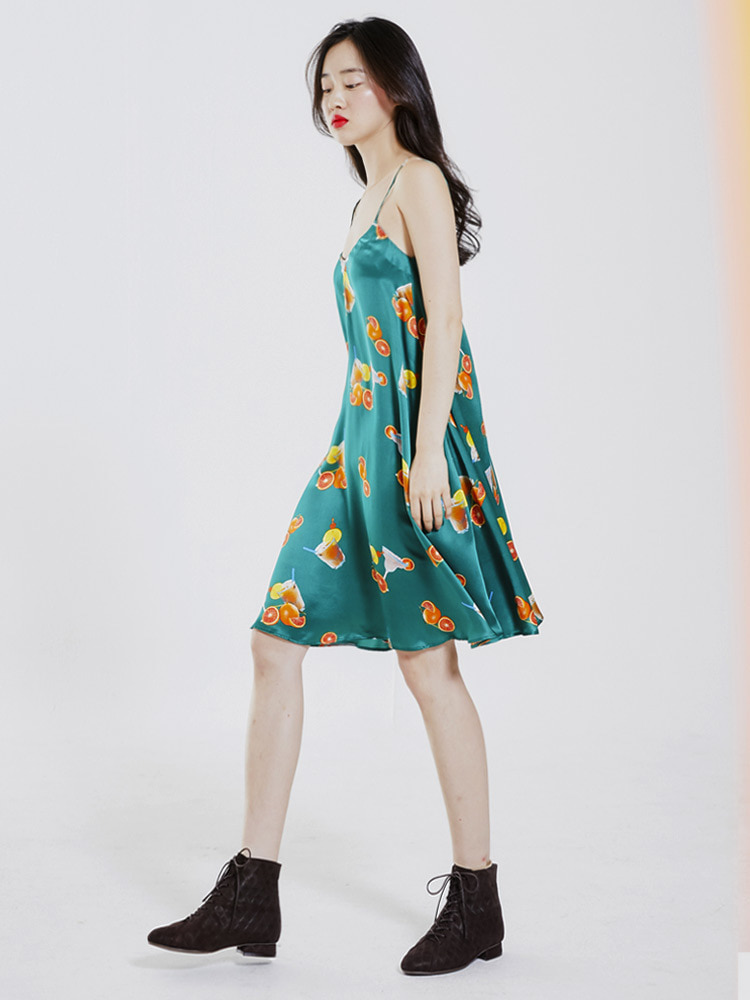 [ANNIE P] 그린 후르츠 칵테일 프린트 실크 슬립 드레스
